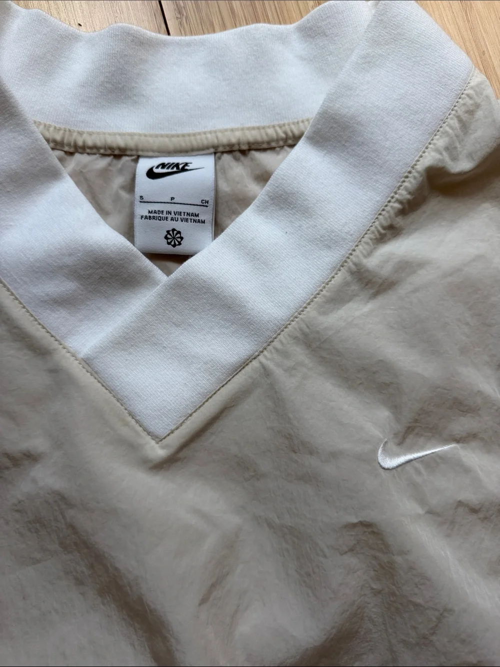 Nike Women’s Sportswear Cream V-Neck Pullover Shell